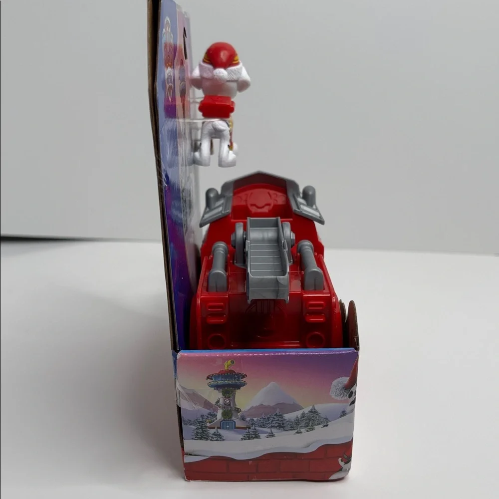 🚒🎄 Paw Patrol Marshall Holiday Fire Truck – Brand New in Box! 🐾
